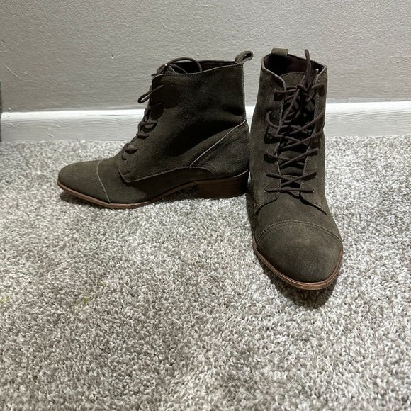 ASOS AURORA Wide Fit Suede Lace Up Boots Ankle Boots Size 8 - Picture 8 of 9